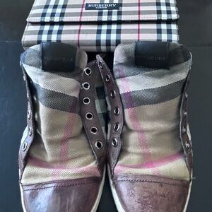 Burberry bundle  Plaid Sneakers in Brown and Pink W/ Clutch